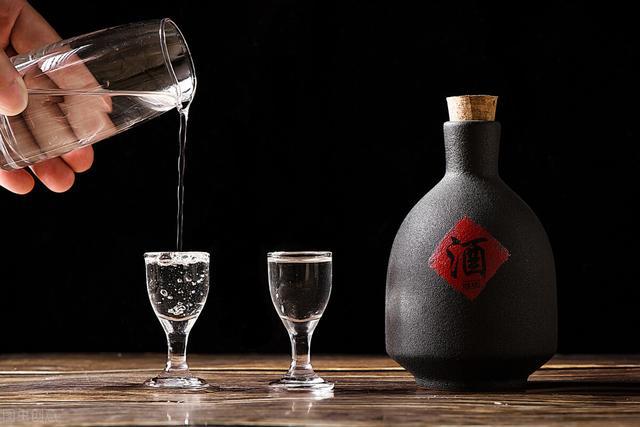 古隆中20年窖龄酒价格，古隆中酒20年价格一箱多少钱-图1