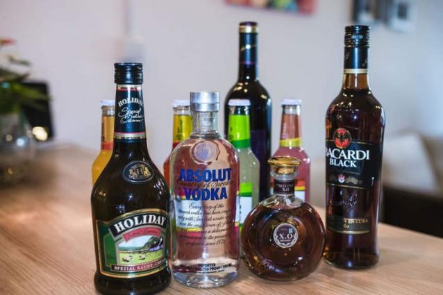 朋友圈晒红酒经典语录（红酒短句朋友圈）-图1