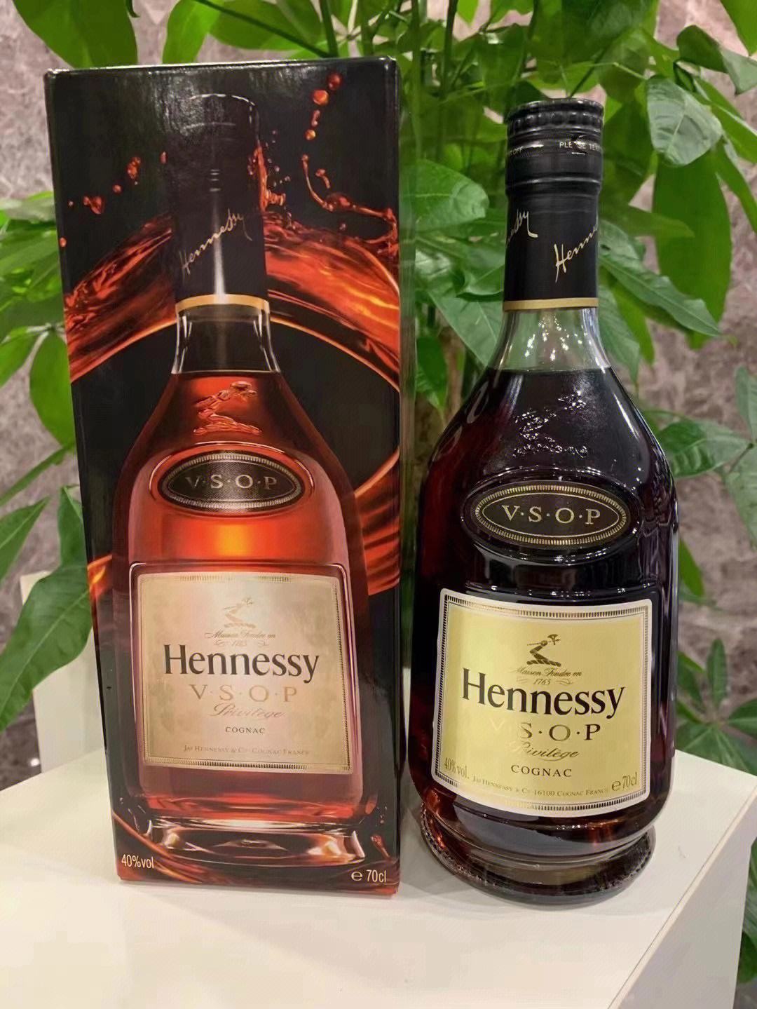 中国红酒多少钱一合（中国红酒多少钱一瓶）-图1